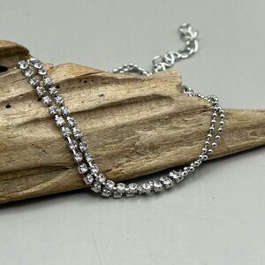 Elegant Silver Bracelet with Crystal Accents